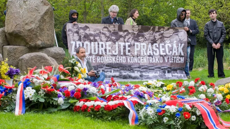 Pietní akt v Letech