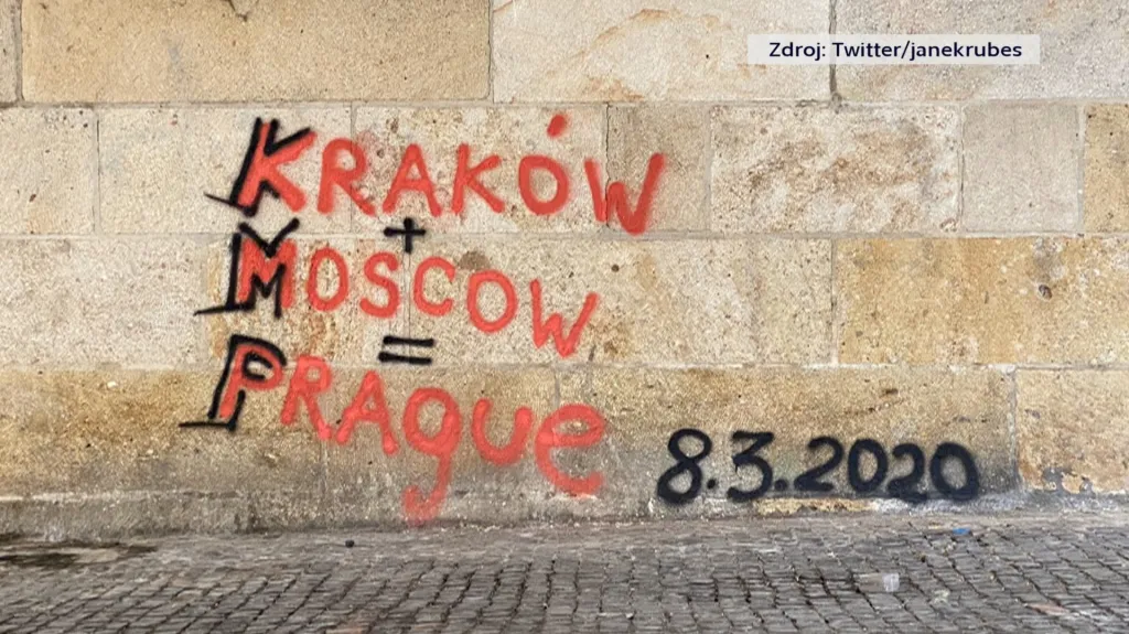 Graffiti na Karlově mostě