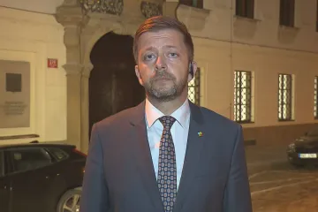Mám obavu, zda okolí prezidenta nechrání spíše samo sebe, uvedl Rakušan