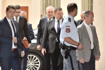 O Altnerově dohodě s Halbichem jsem nevěděl, řekl u soudu Zeman