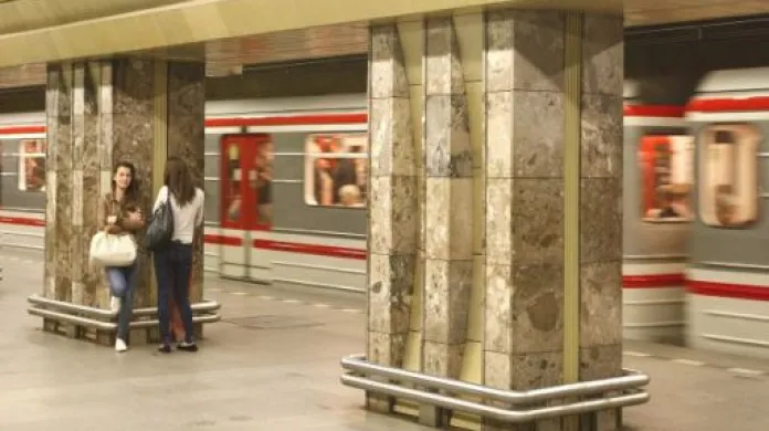 Odboráři chtějí zavřít metro