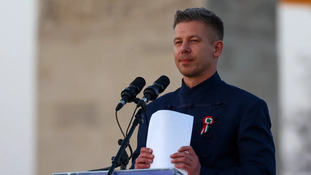 Předseda opoziční strany Tisza Péter Magyar