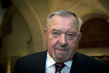 Zemřel historik Šmahel, znalec Lucemburků, husitství či reformace