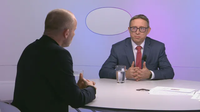 Růst ekonomiky přinese do státní kasy jen asi deset miliard, odhaduje expert