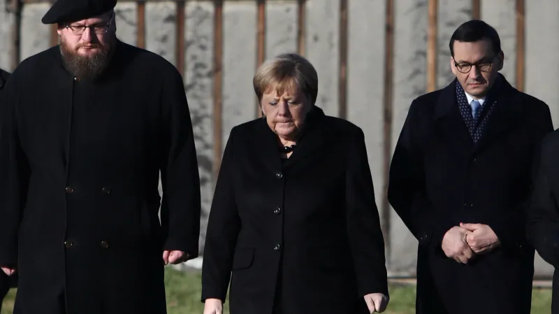 Německou kancléřku doprovodil polský premiér Mateusz Morawiecki