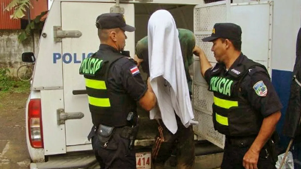Kostarická policie s vrahem mladé Češky