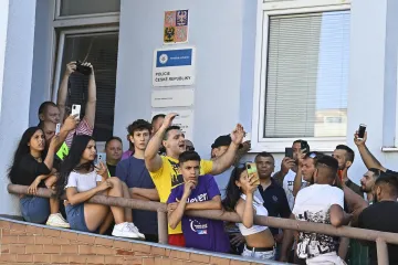 Policie se zabývá výtržnostmi v Bílině. Kritiku, že málo hlídala demonstraci Romů v Krupce, odmítá