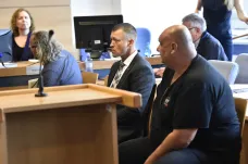 Soud uložil za únos ženy v Kroměříži třem mužům čtyřletou podmínku