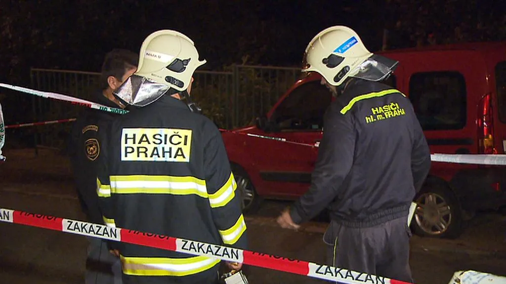 Hasiči v Sinkulově ulici