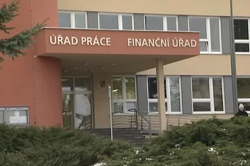 NKÚ: Finanční úřady zadržovaly firmám peníze, i když Ústavní soud rozhodl, že nemohou