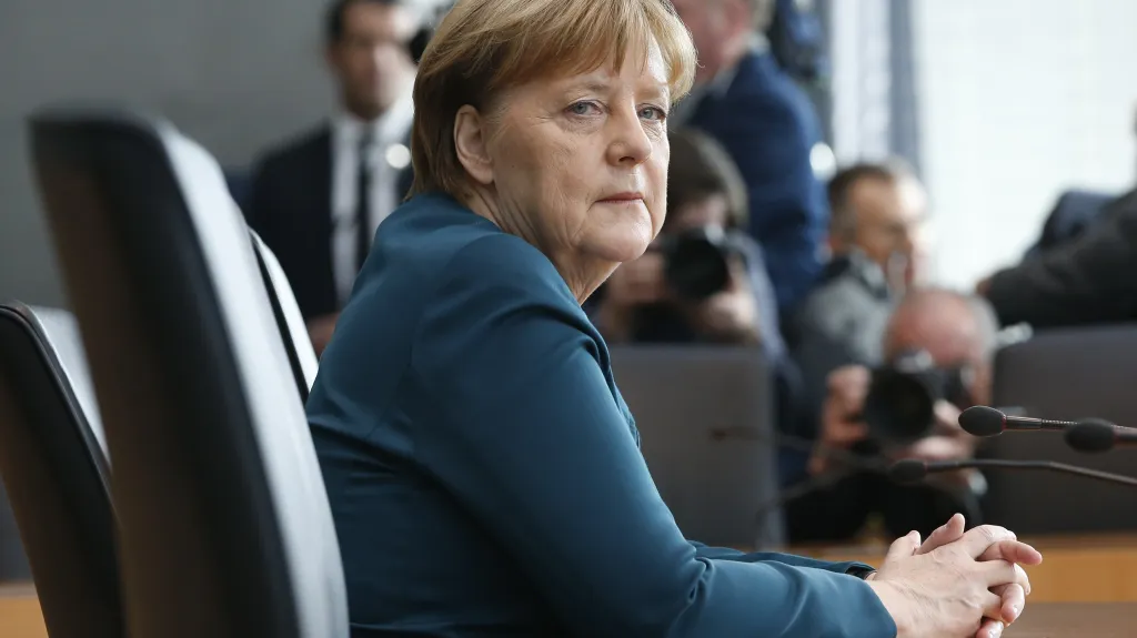 Angela Merkelová u vyšetřovací komise