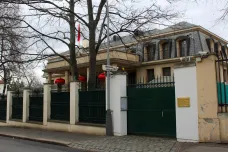 Cesta senátorů na Tchaj-wan podrývá spolupráci Prahy a Pekingu, tvrdí čínská ambasáda