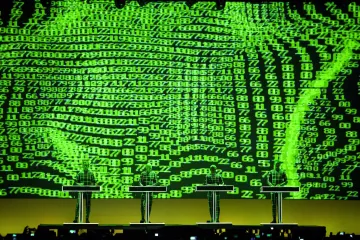 Třetí rozměr Kraftwerk, za obzory beatboxu a taneční nálož s Justice