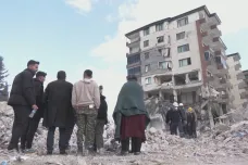 Nové otřesy v turecko-syrském pohraničí mají osm obětí a stovky zraněných