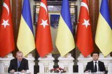 Turecko a Izrael jsou opatrné ohledně postoje k Ukrajině. Potřebují Západ i Moskvu a balancují
