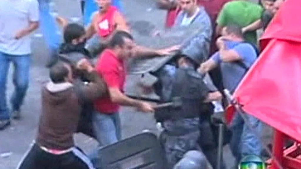 Protesty brazilských hasičů