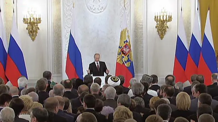 Projev Vladimira Putina před oběma komorami ruského parlamentu