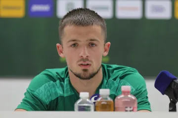 Třináct obviněných v kauze fotbalové korupce se přiznalo, uvedl Radiožurnál