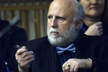 Kmeť z kauzy Oleo Chemical by mohl z vězení. Soud jej nepravomocně propustil