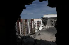 Sílí boje u Charkova. Podle ukrajinské armády podnikají Rusové výpady na severní předměstí