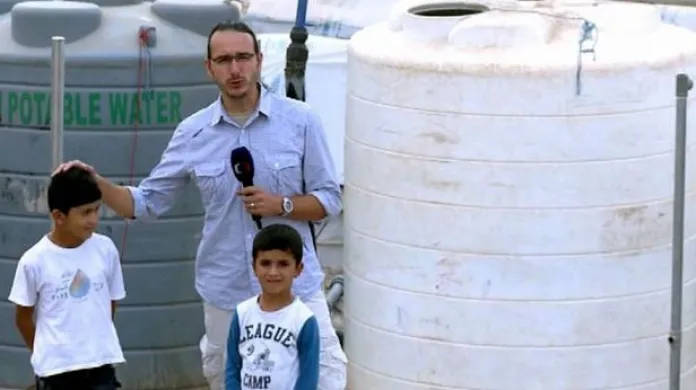Zpravodaj ČT natáčel mezi kurdskými uprchlíky