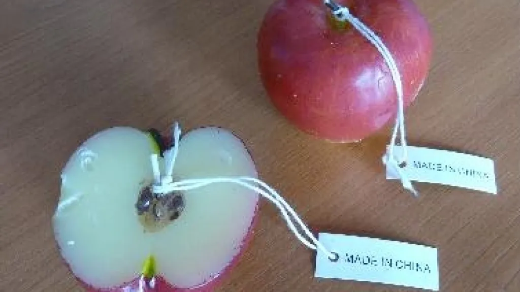 Svíčky ve tvaru jablka