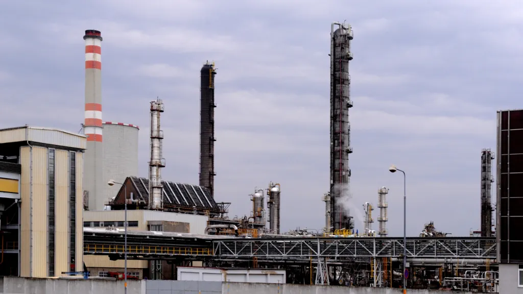 Petrochemický areál v Záluží u Litvínova