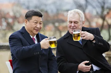 „Konec krásného setkání“. Zeman se rozloučil s prezidentem Si