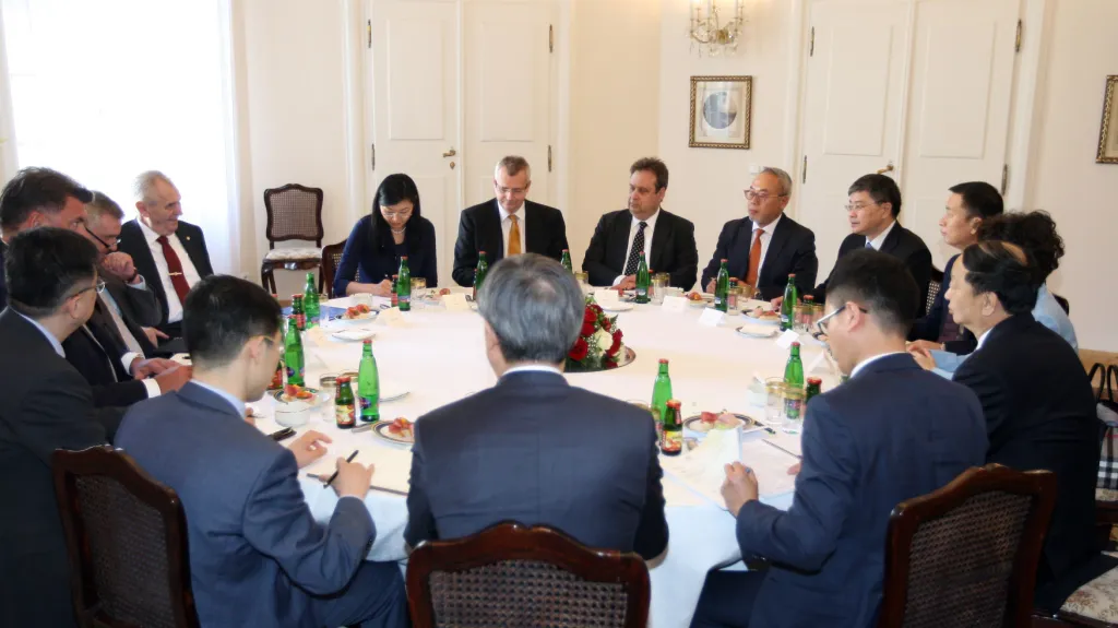 Delegace čínské skupiny CITIC u prezidenta Zemana