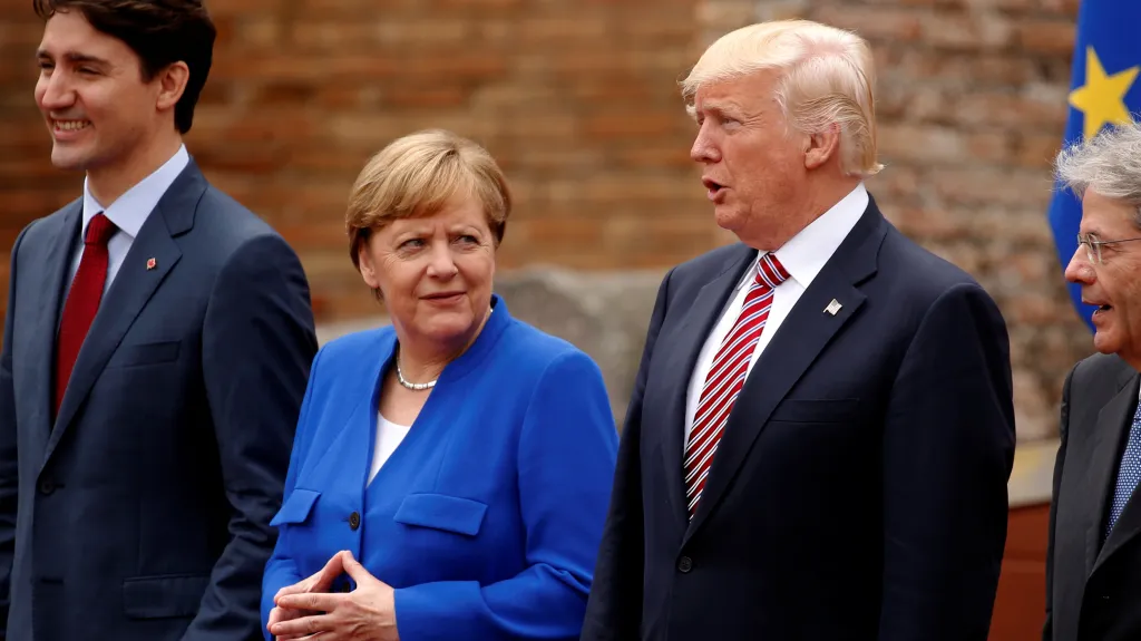 Angela Merkelová a Donald Trump na summitu G7