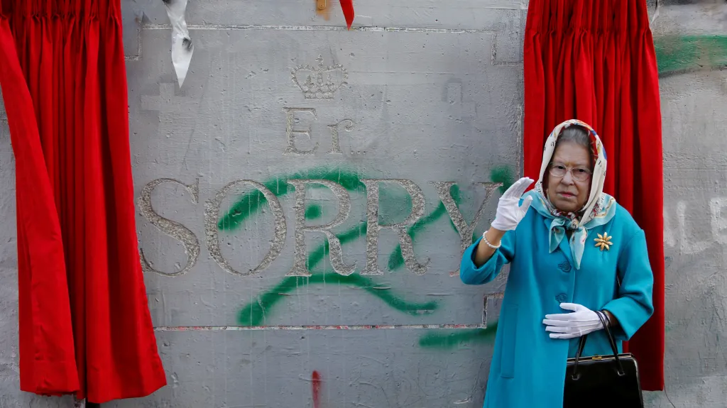 Banksy se omluvil Palestincům za Balfourovu deklaraci