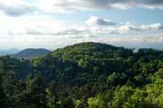 Toulky za hrad(b)y: Houska střeží brány do pekel 