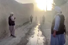 Taliban se zmocnil dalších metropolí. Ovládl důležitý Kunduz a Saripúl