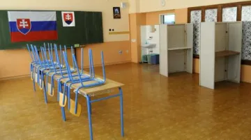 Volební místnost na Slovensku
