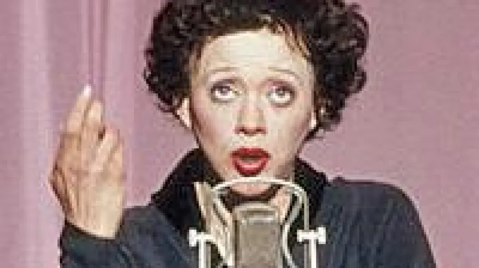 Marion Cotillardová jako Edit Piaf