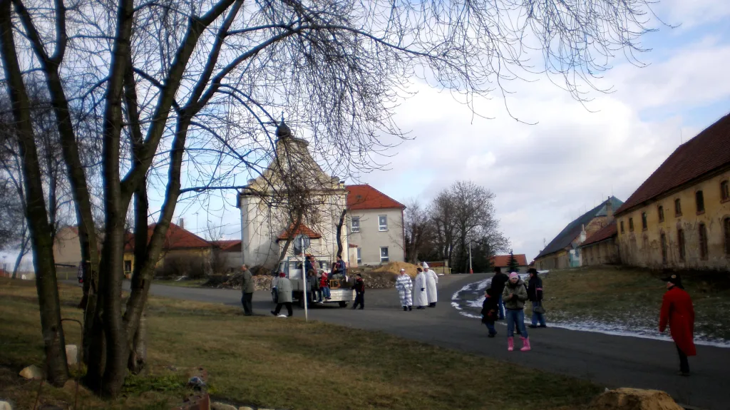 Kostel v Košticích