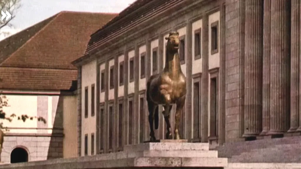 "Kráčející kůň" před Hitlerovým kancléřstvím