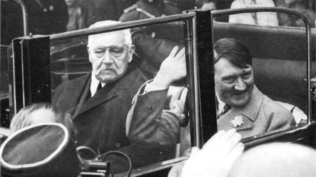 Hitler s prezidentem Hindenburgem v lednu 1933