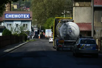 Kvůli tragickému výbuchu v děčínské chemičce jde k soudu jeden pracovník. Hrozí mu až 10 let