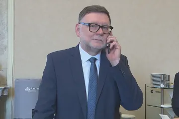 Obce na balíčku kritizují rozdělení výnosů z daní, podnikatelé konec zvýhodnění benefitů