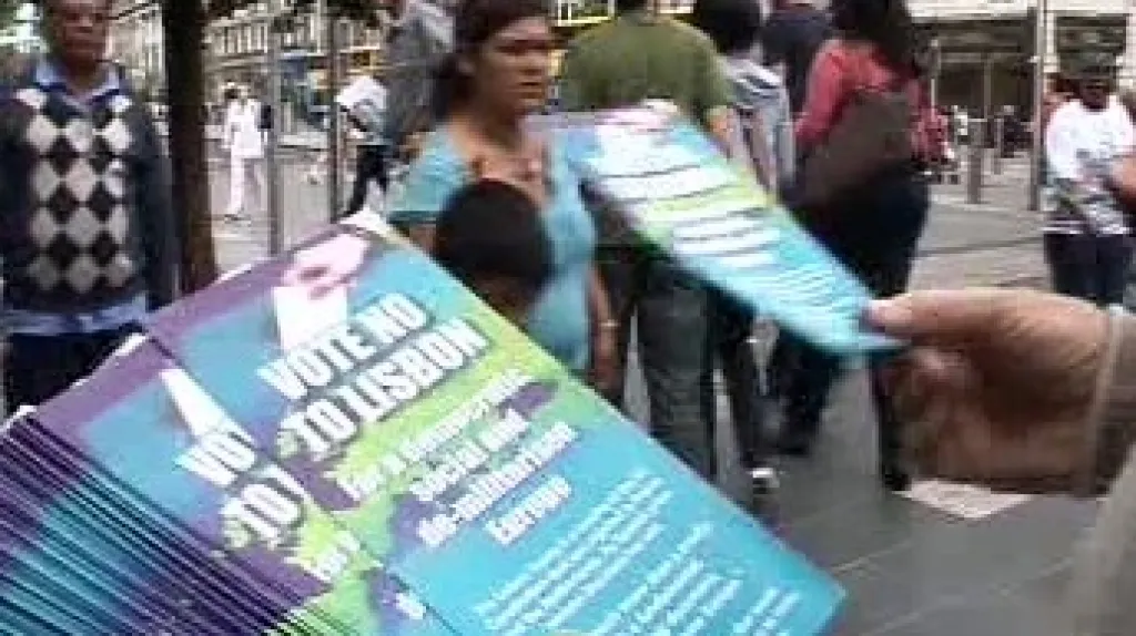 Irsko rozhoduje v referendu