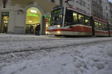 Roční jízdné na brněnské MHD je v kurzu. Jeho prodej se zvedl o polovinu