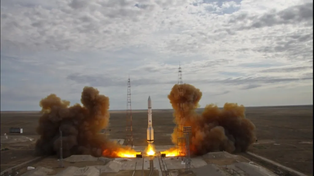 Start rakety Proton-M