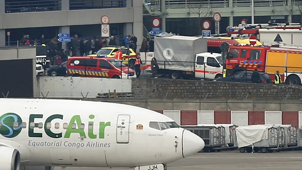Bruselské letiště Zaventem po výbuchu