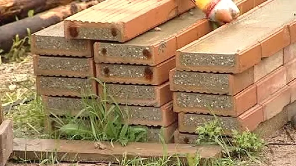 Stavební materiál