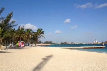 Evropa přichází kvůli daňovým kličkám až o 70 miliard eur. Došlápne si na koncerny