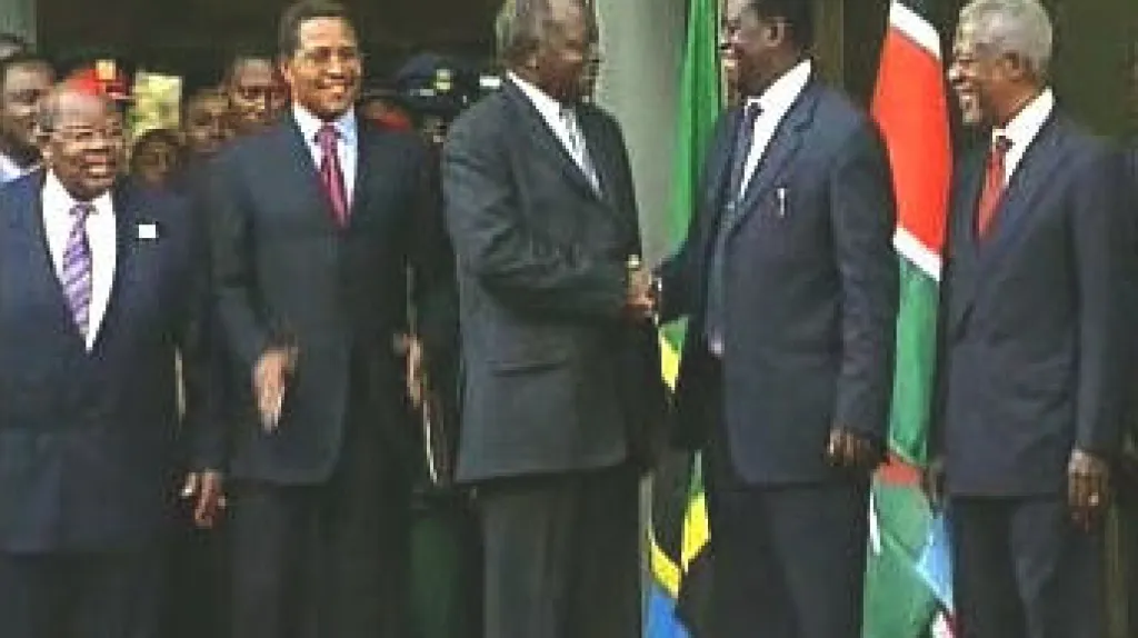 Mwai Kibaki a Raila Odinga