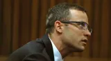 Pistorius u soudu: Nebyl schopen v emotivní výpovědi pokračovat