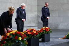 Německo se z druhé světové války poučilo, proto podporuje Ukrajinu, řekl Steinmeier