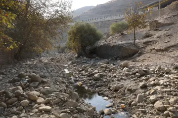 „Někdy voda neteče i půl dne.“ Írán se dál potýká s rozsáhlým suchem